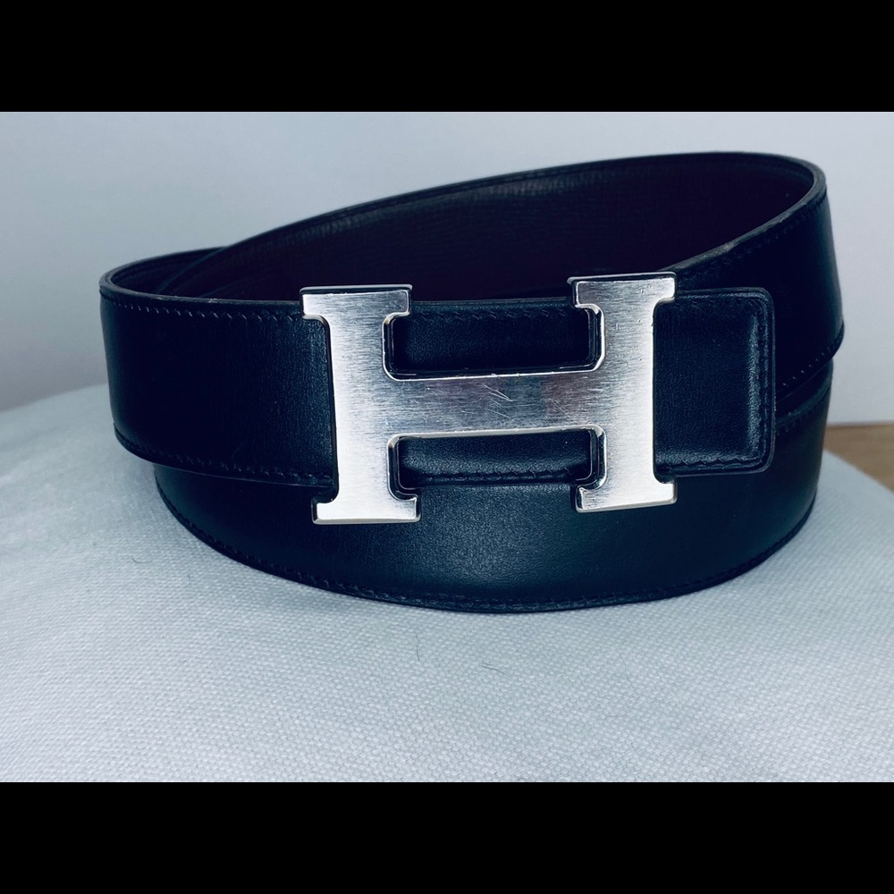 Authentic Hermès Reversible Black & Brown Belt, 95